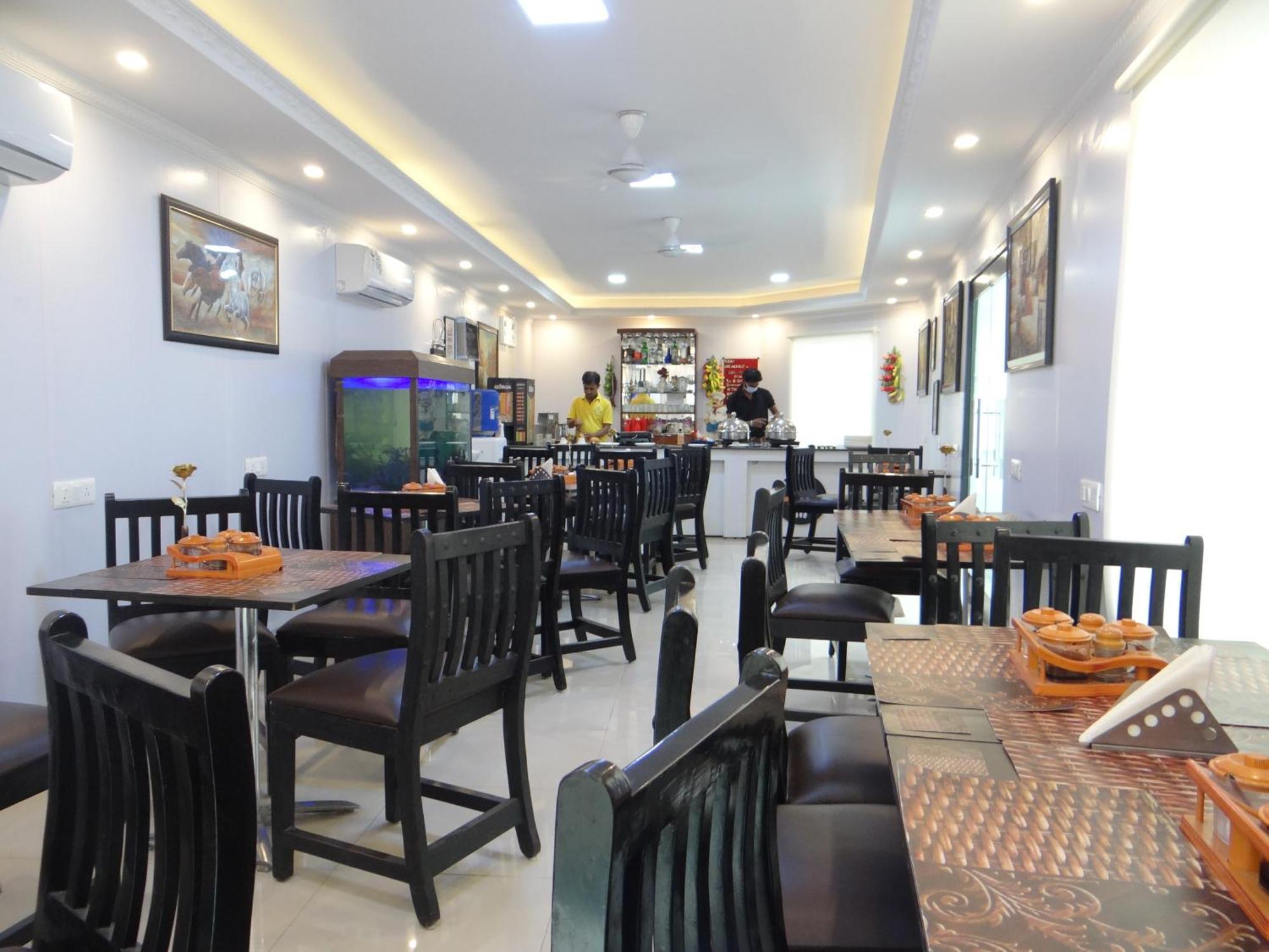 Angel Residency Hotel Greater Noida Exterior photo